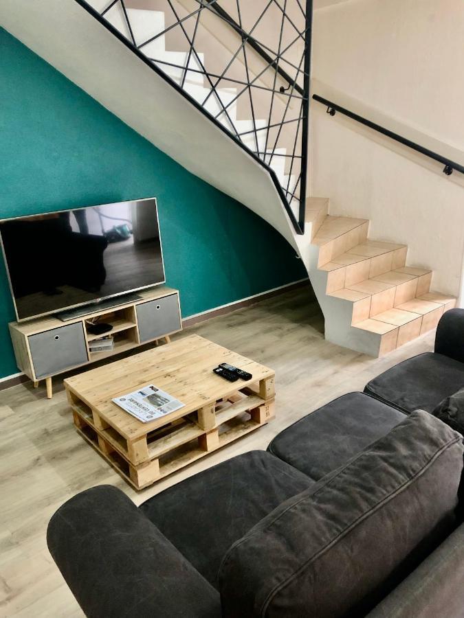 Appartement Avec Terrasse 6 Personnes Pas De Fete Dambenois Exterior foto